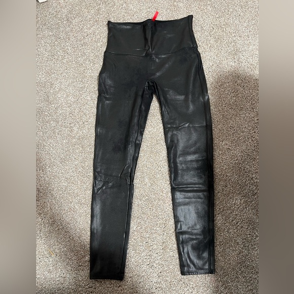 Women’s Spanx Faux Leather Legging - Size XL - Picture 1 of 3
